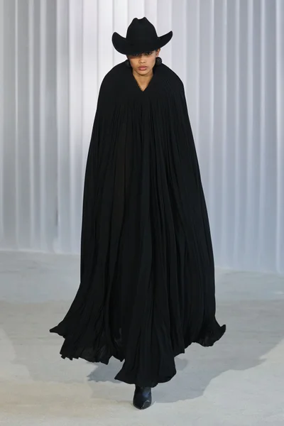 Look 43